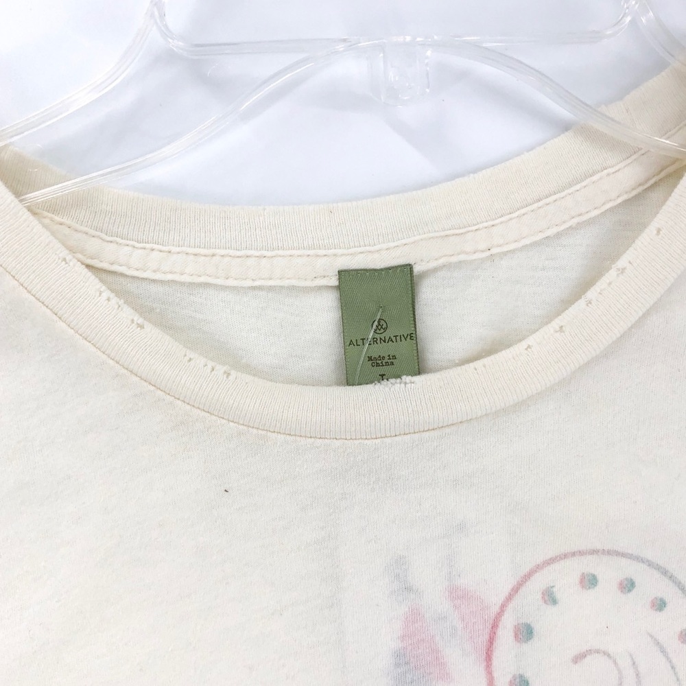Distressed Volleyball Mom Tee - Picture 4 of 5